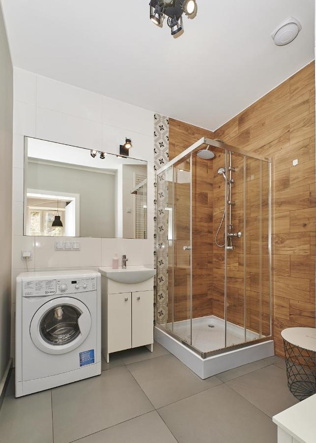 Przy Alejach Apartamento Cracóvia Exterior foto